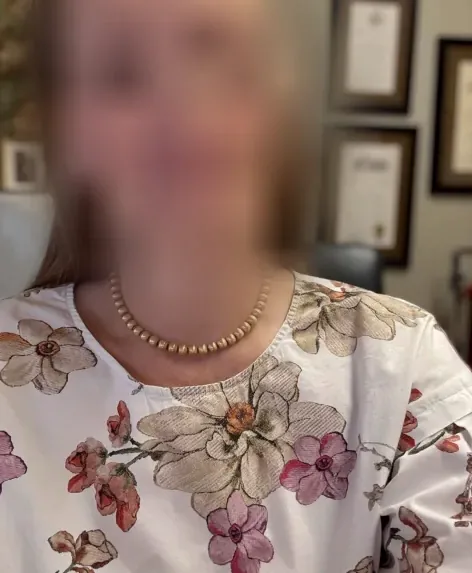 Andrea, 40