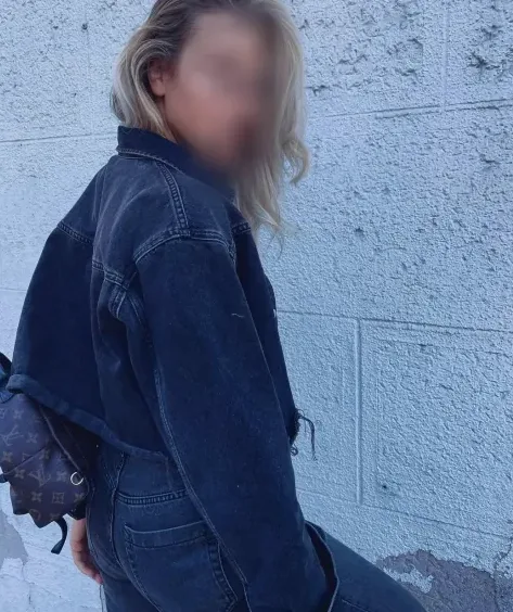 Anna, 31