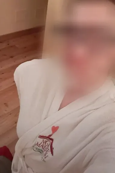 Elif, 40