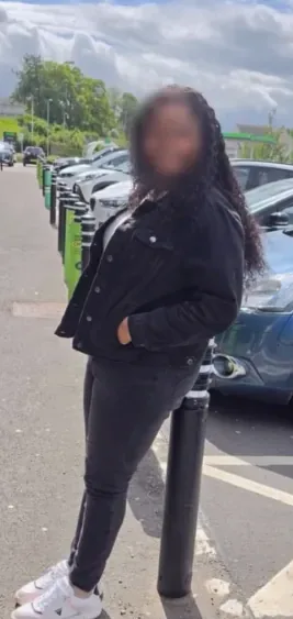 Josefine, 33