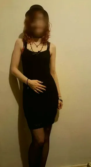 Sara, 35