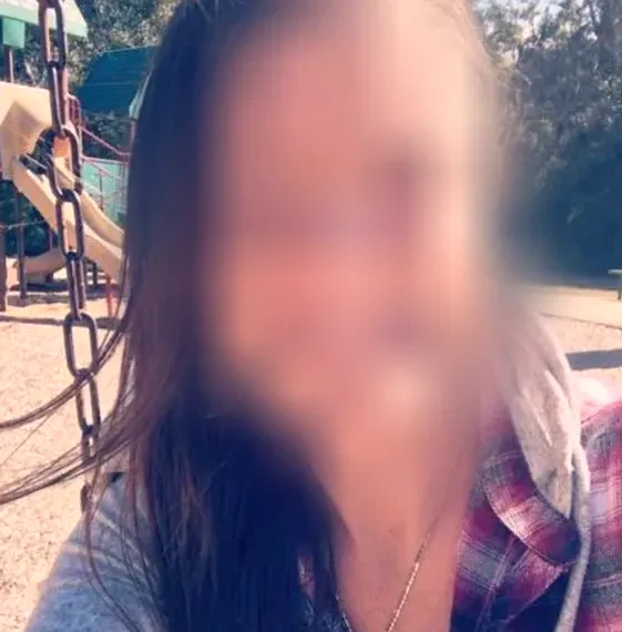 Sofia, 39